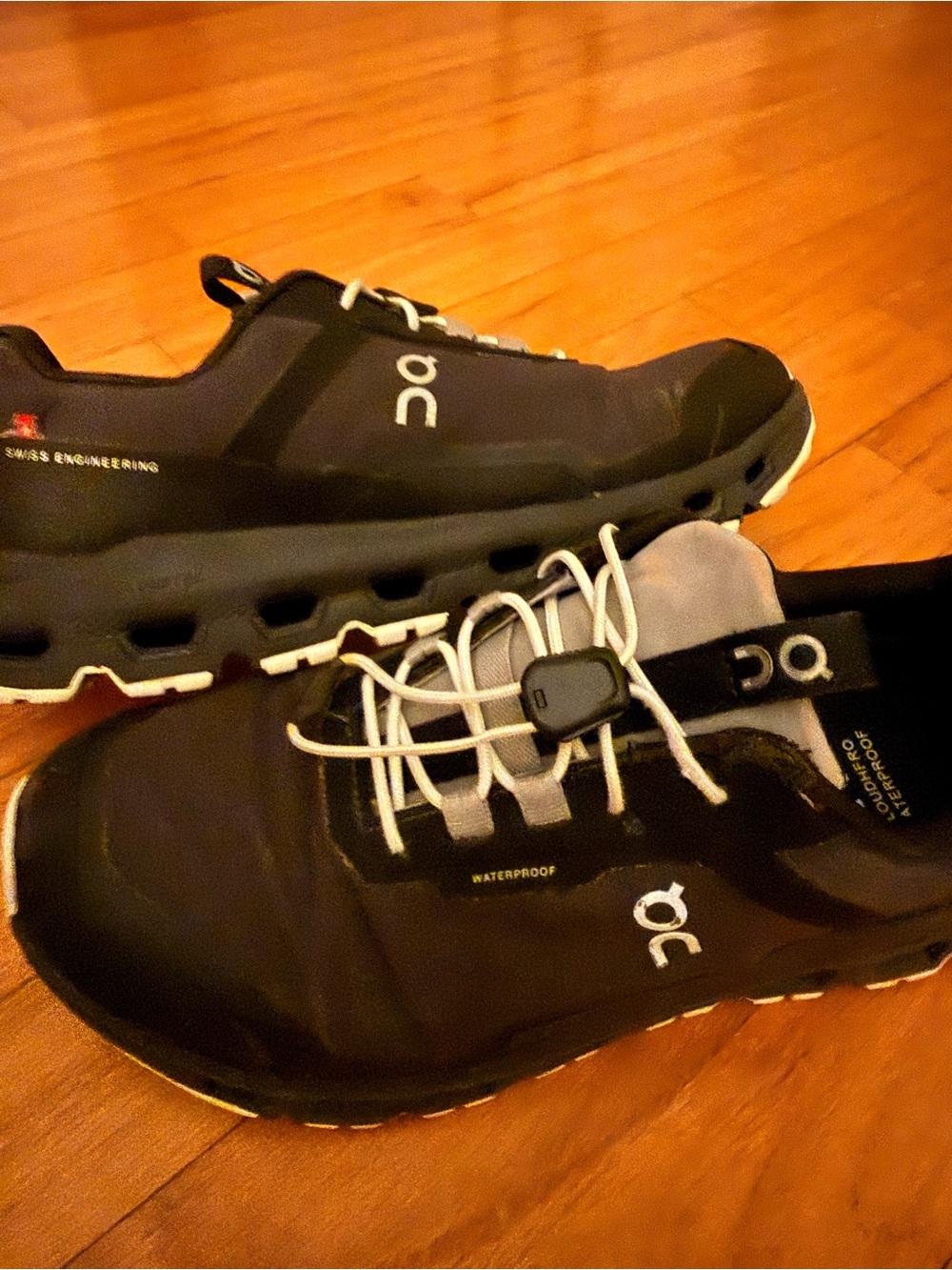 On Running boys and girls 4.5Waterproof Trail Sneakers - Black & White